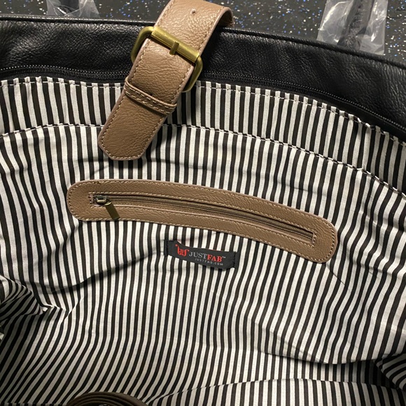 JustFab Brown/Black Bag - Picture 9 of 11